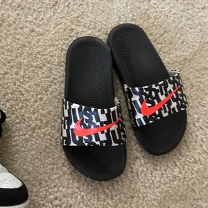 Nike slides kids size 13